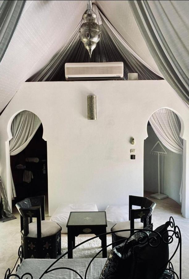 Les Jardins D Isis Hotel Marrakesh Exterior foto
